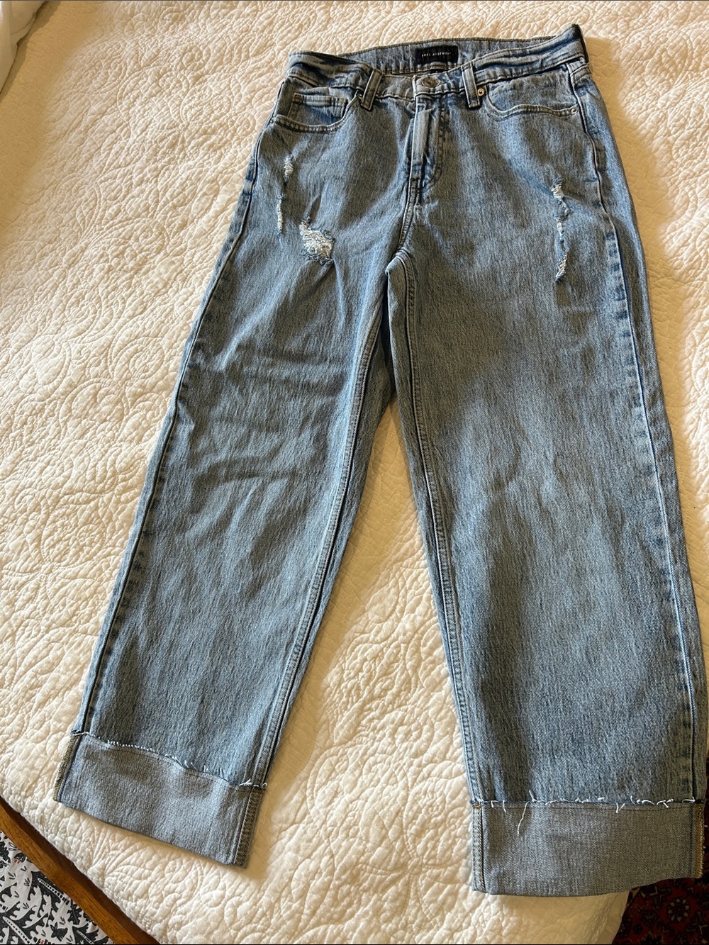 Light Blue Women's Boyfriend Jeans - Relaxed Fit